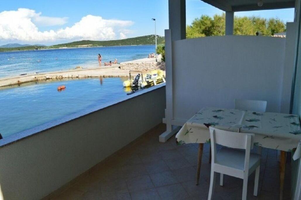 Apartment Denko Betina  Esterno foto