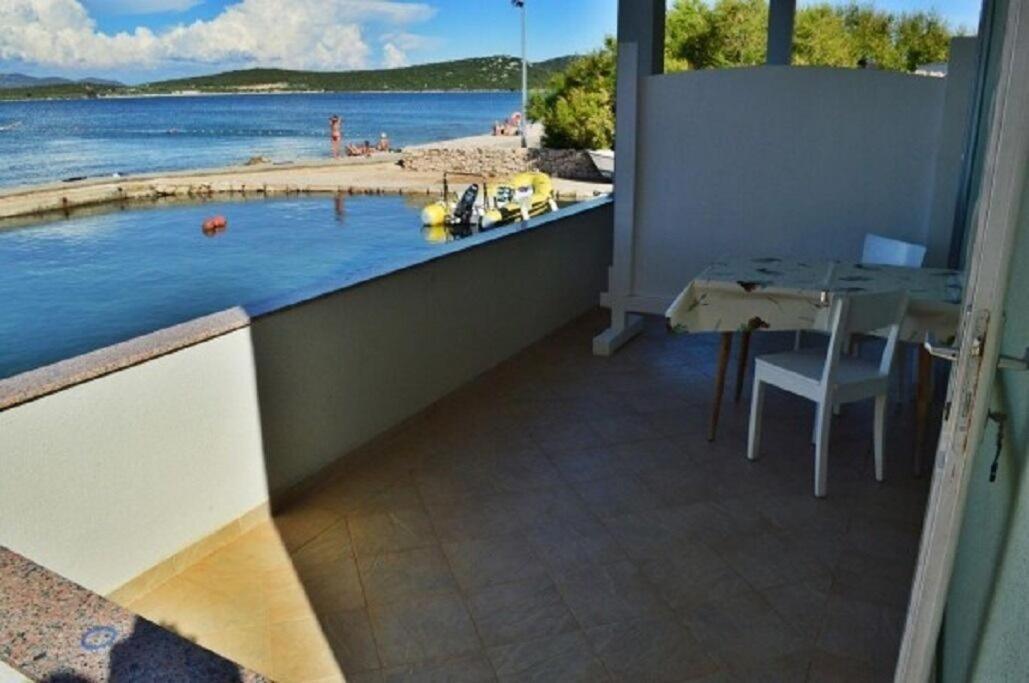 Apartment Denko Betina  Esterno foto