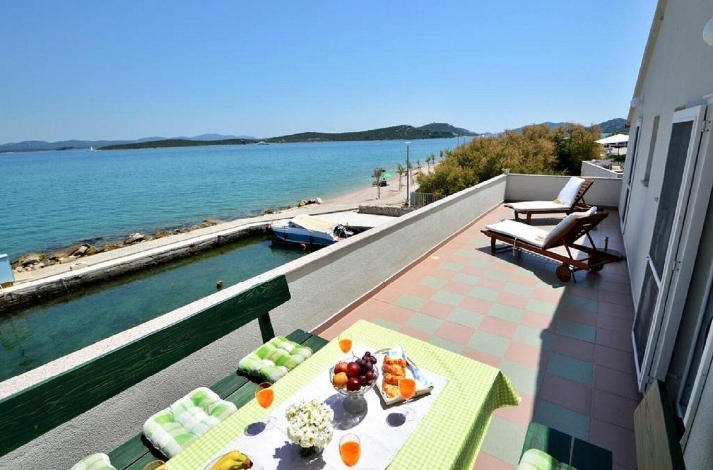 Apartment Denko Betina  Esterno foto